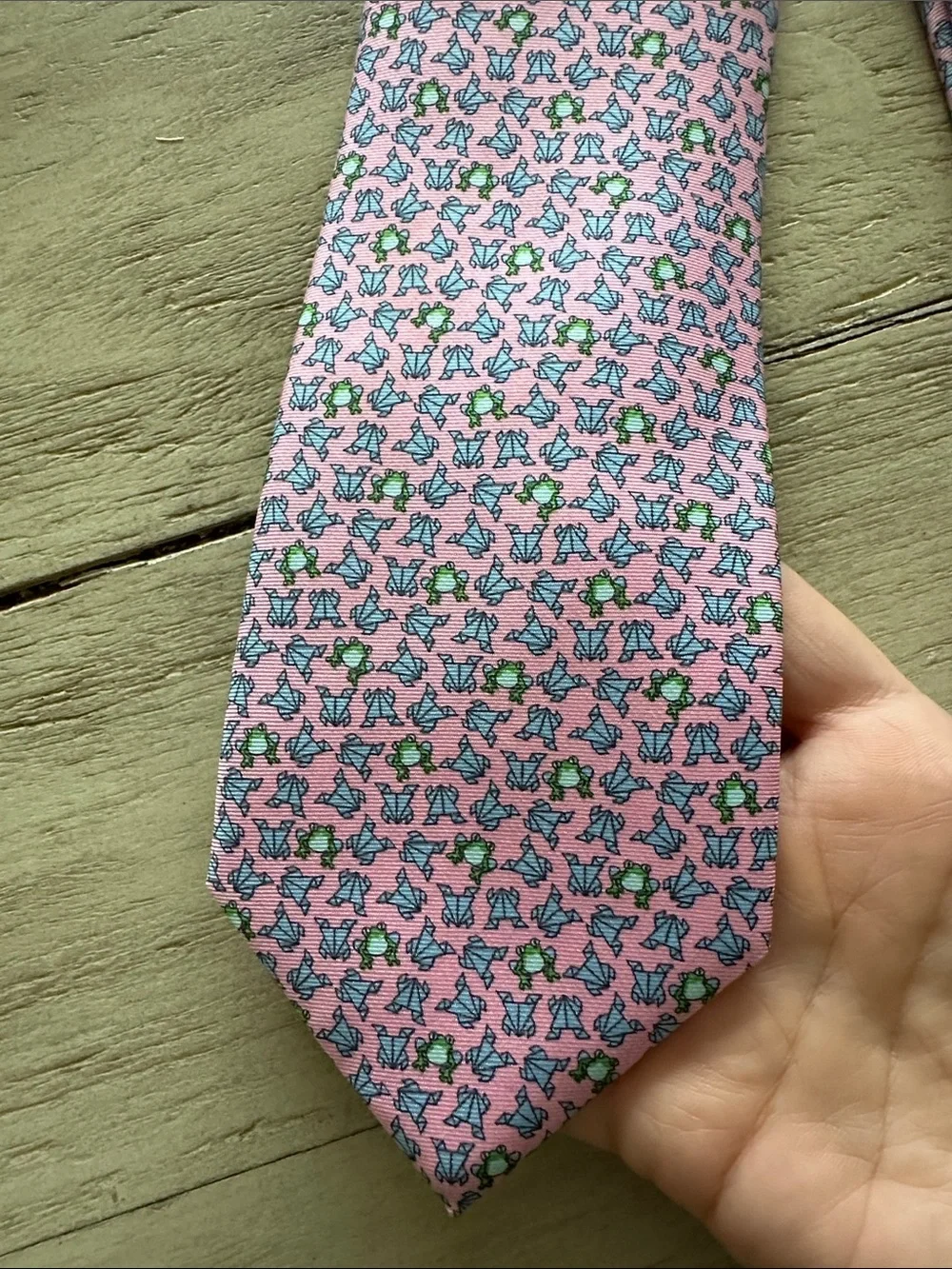 NWOT Brooks Brothers Pink Frog Origami Novelty Made in New York Silk USA - Picture 2 of 6